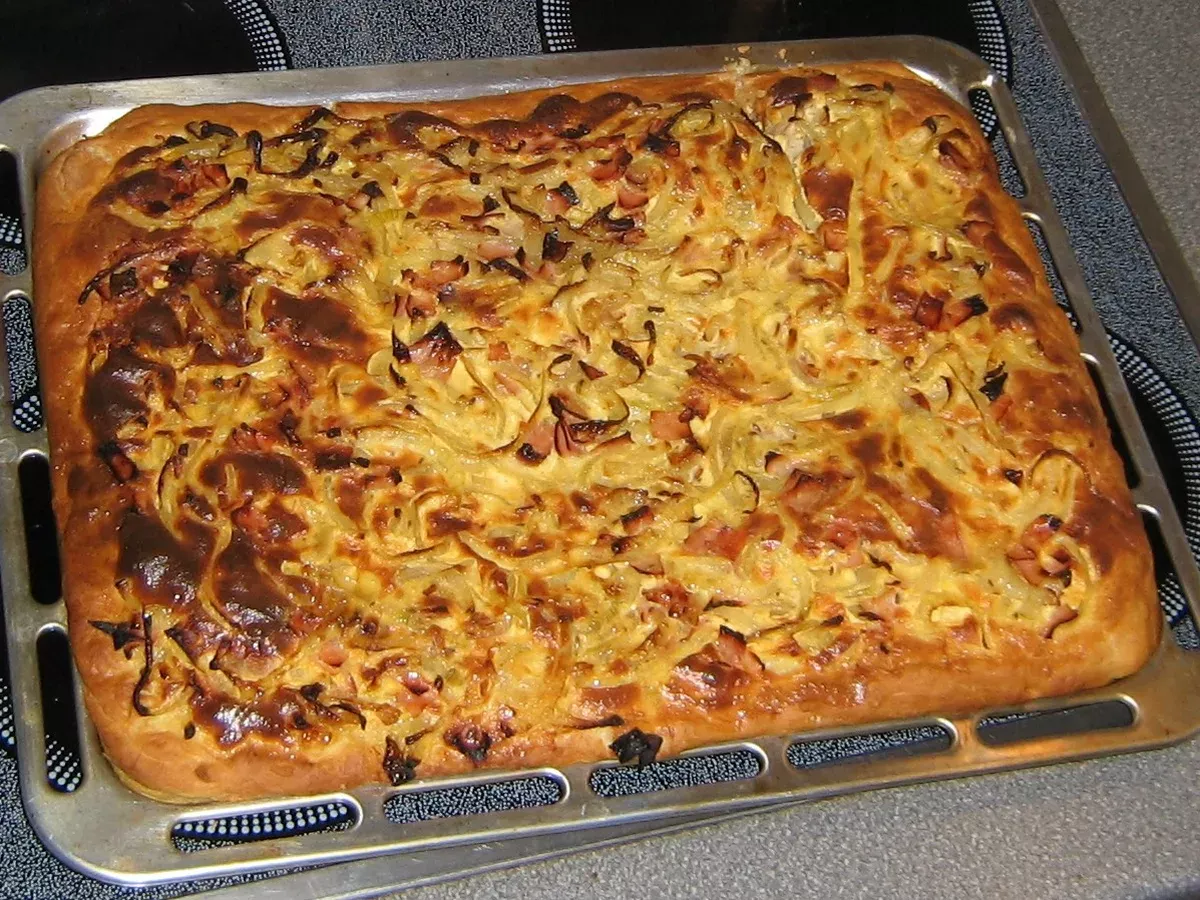 Schwäbischer Zwiebelkuchen vom Blech